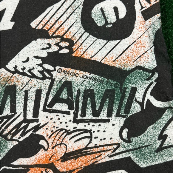 Vintage 1990s Miami Hurricanes Magic Johnson T’s All Over Print T-Shirt - Picture 3 of 3